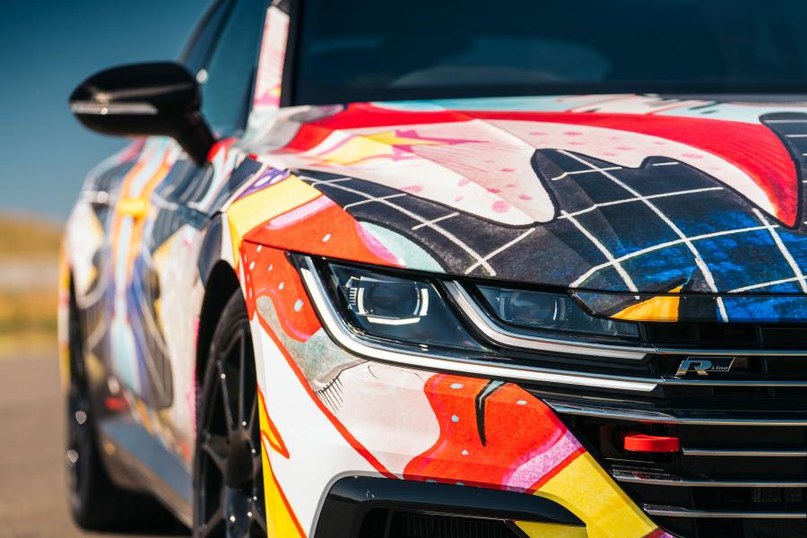 Детали экстерьера Volkswagen ART3on 2018 года  (фото 8 из 8)